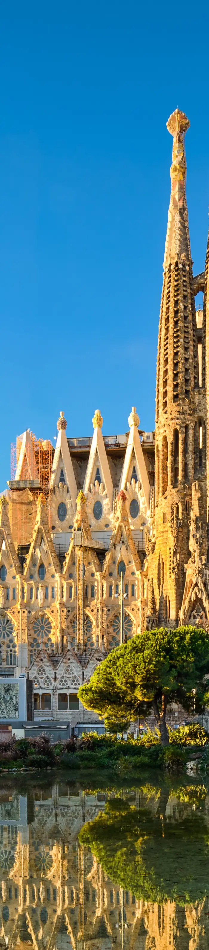 BARCELONA IN KATALONIJA, 06.-11.10.2026 NAD 35 OSEB
