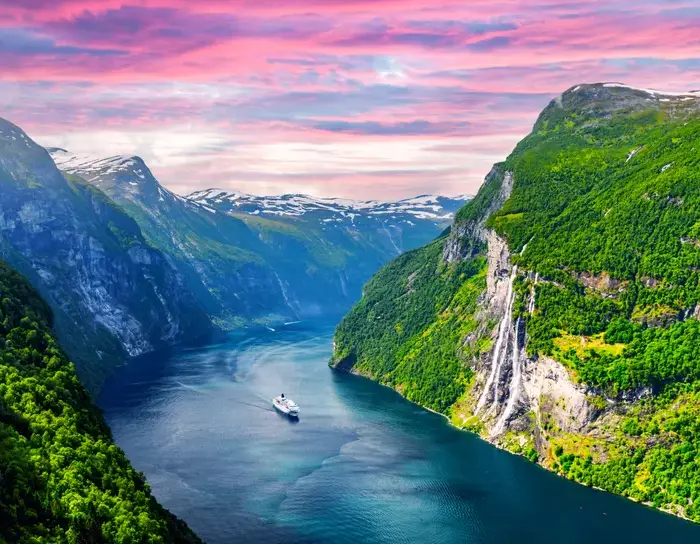 NORVEŠKI FJORDI, 25.06.-02.07.2027 NAD 40 OSEB