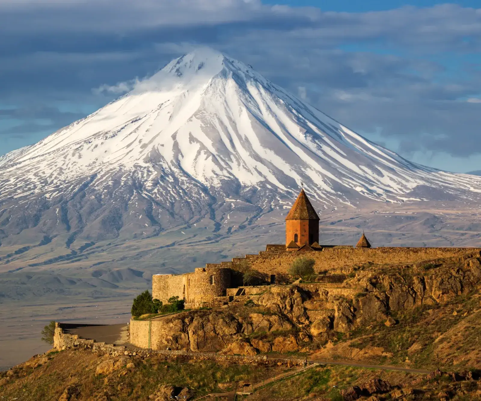 ARMENIJA, 08.-15.10.2026 NAD 30 OSEB